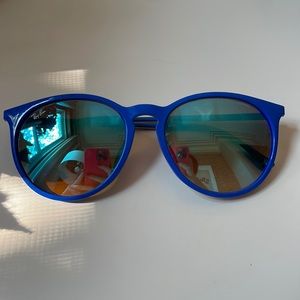 Blue Ray-Bans